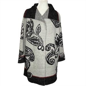 NWT Maxsport Cardigan. Size Medium